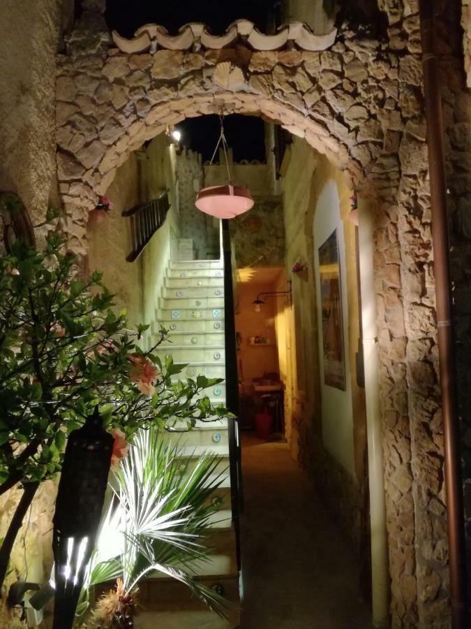 Casa Vacanze Mediterraneo Villa Tre Fontane Exterior foto